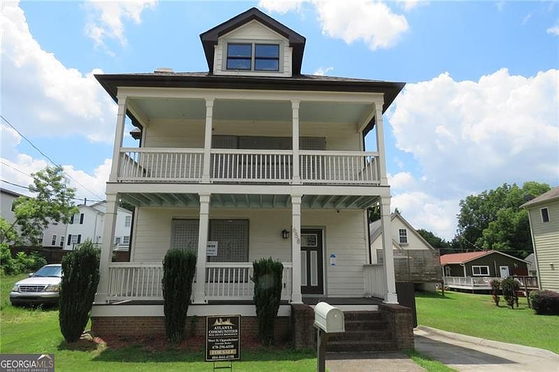 1st image of 658 Magnolia St NW