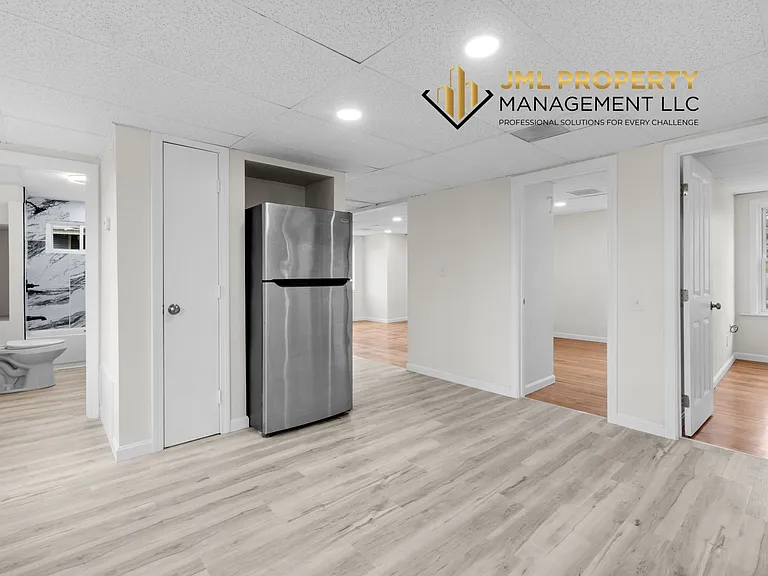 227 Lawrence St #2 — Photo 8