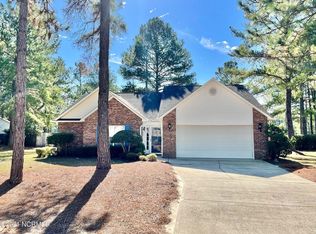110 Sparrow Ct, Aberdeen, NC 28315