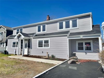 689 Irving Street, Westbury, NY, 11590