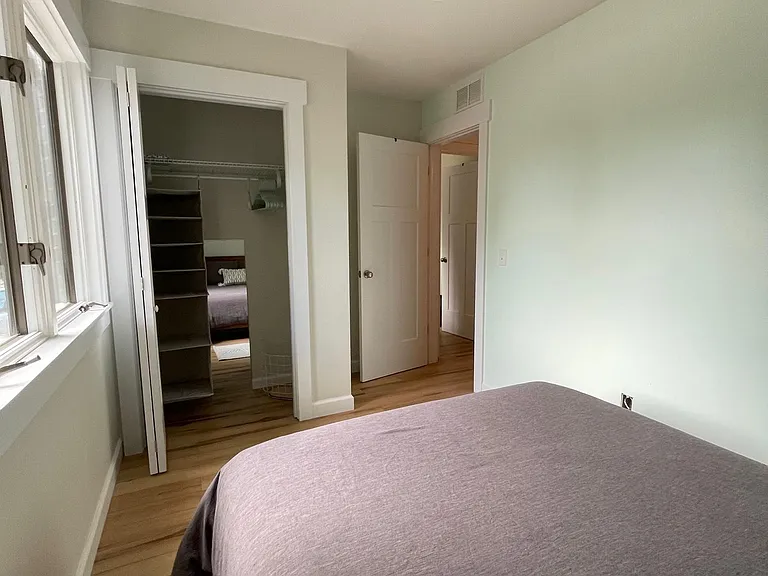 421 E State St #3 — Photo 13
