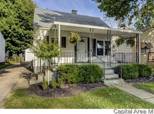 1928 N 19th St, Springfield, IL 62702