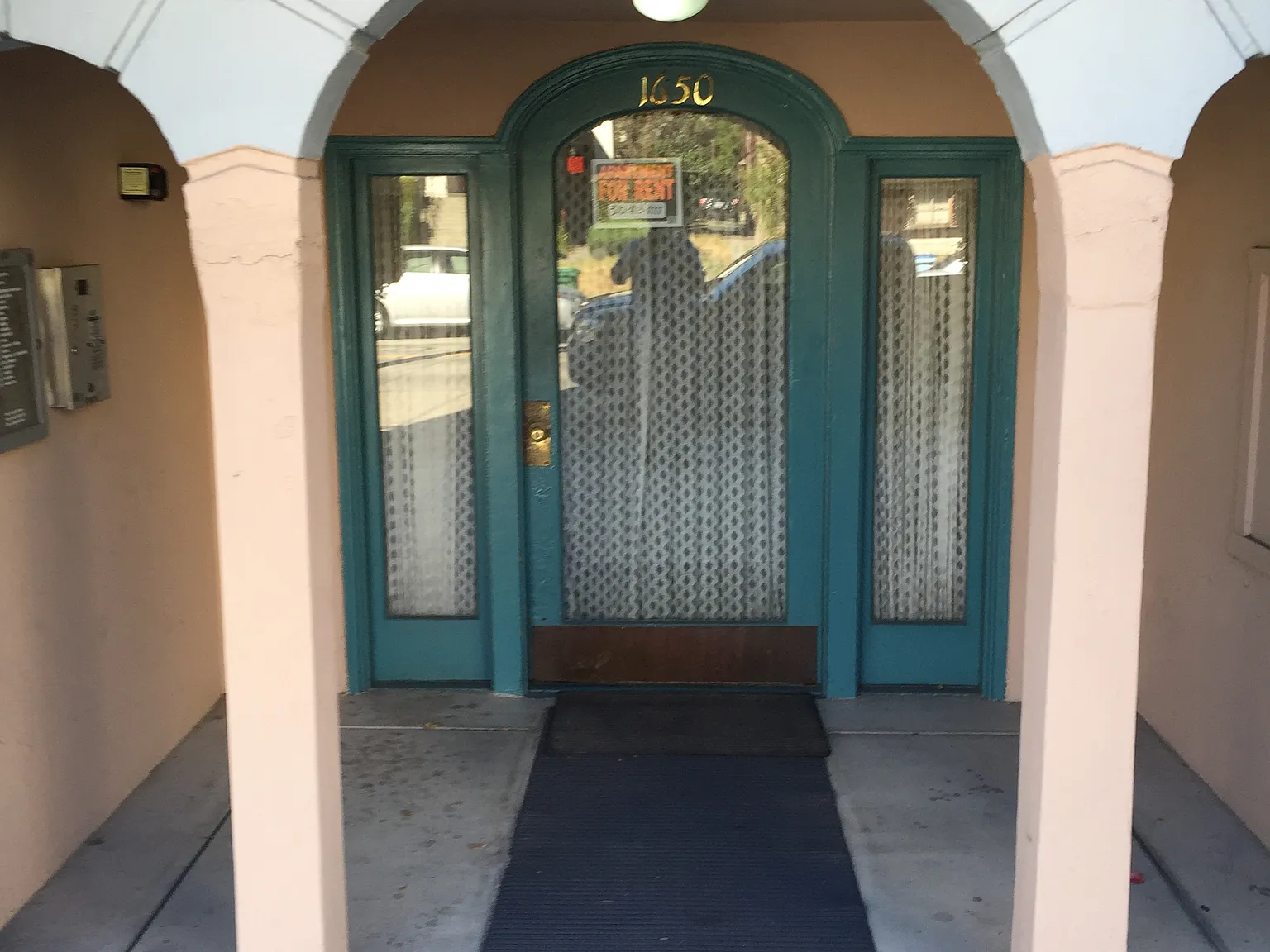 1650 Oxford Street — Photo 3