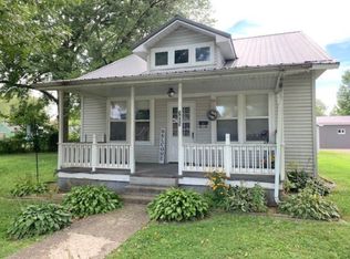 1405 N Cross St, Robinson, IL 62454