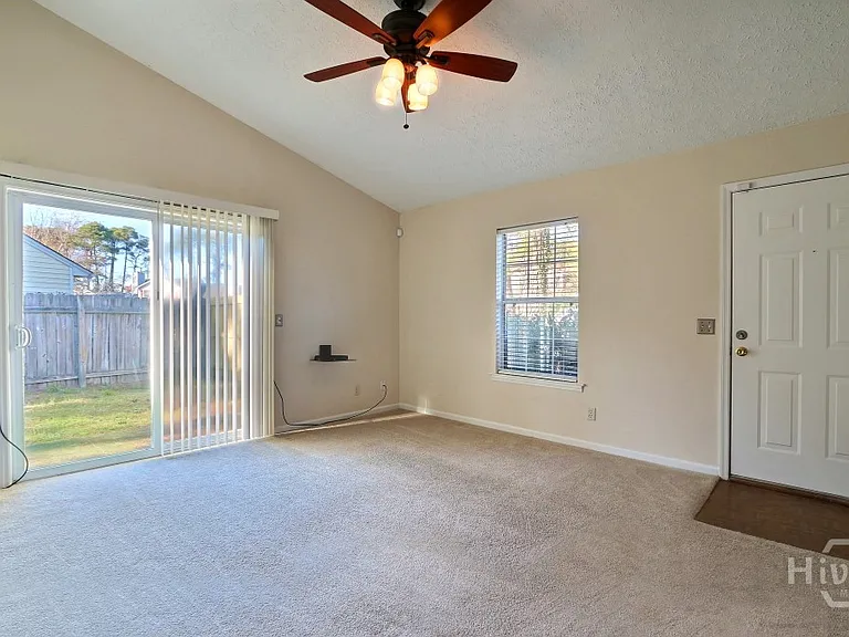 307 Mapmaker Ln — Photo 4