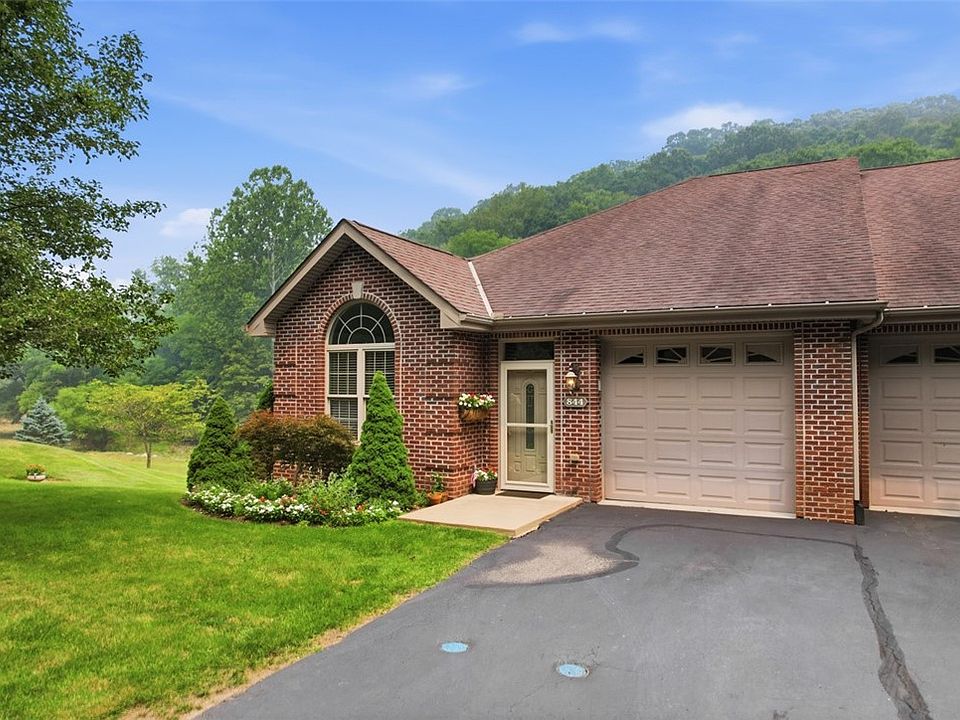 1st image of 844 Village Dr