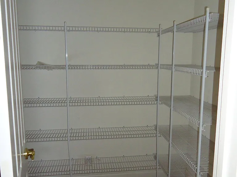 4992 Beach Wood Ct — Photo 17