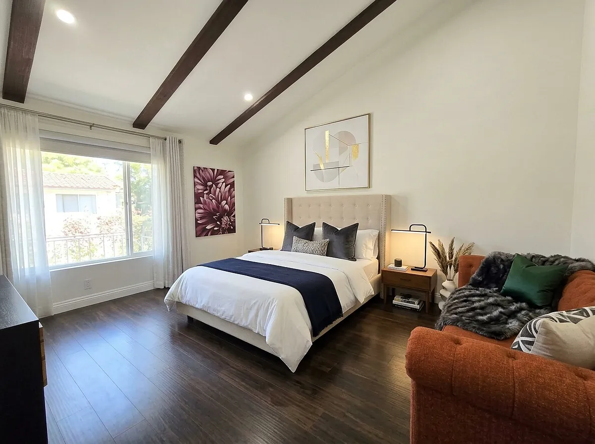 2 bed, 1381 sqft, $4,000 — Photo 4