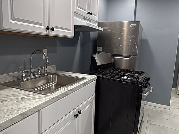 2nd image of 20 Belvidere St Floor 2