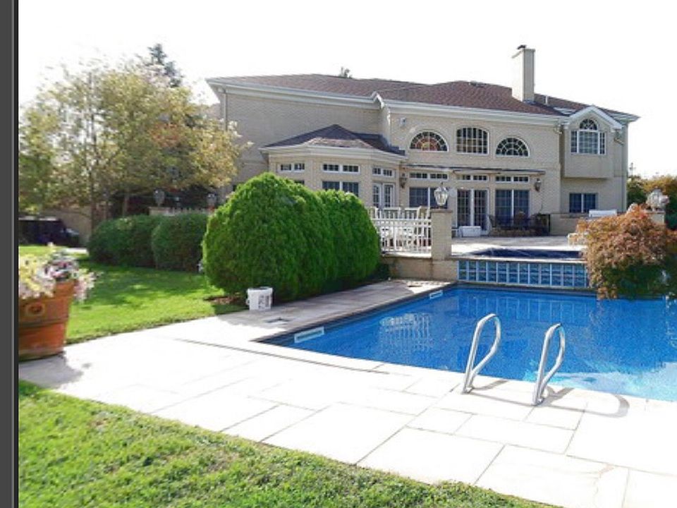 2nd image of 31 Deepwells Ln