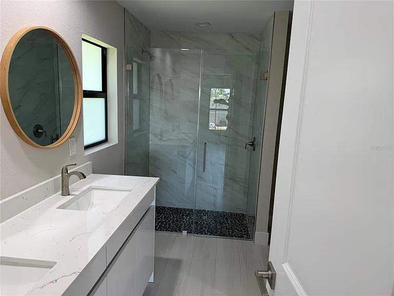 23367 Mayville Ave — Photo 18