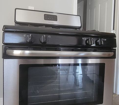 2nd image of 242 Lynwood Ave APT C