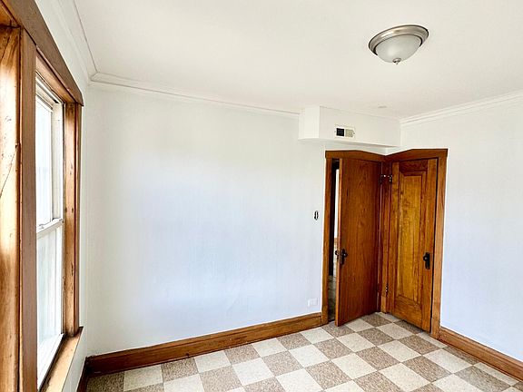 3rd image of 2119 S 51st Ave APT 4