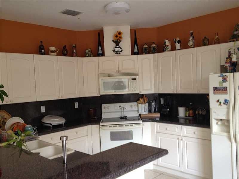 2nd image of 14972 SW 17th Ln