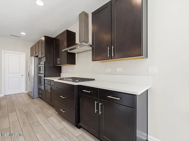 95 Strobe Ct — Photo 17