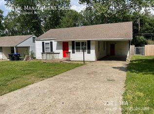 1904 SE Illinois Ave, Topeka, KS 66607