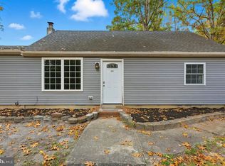 201 7th St, Hammonton, NJ 08037