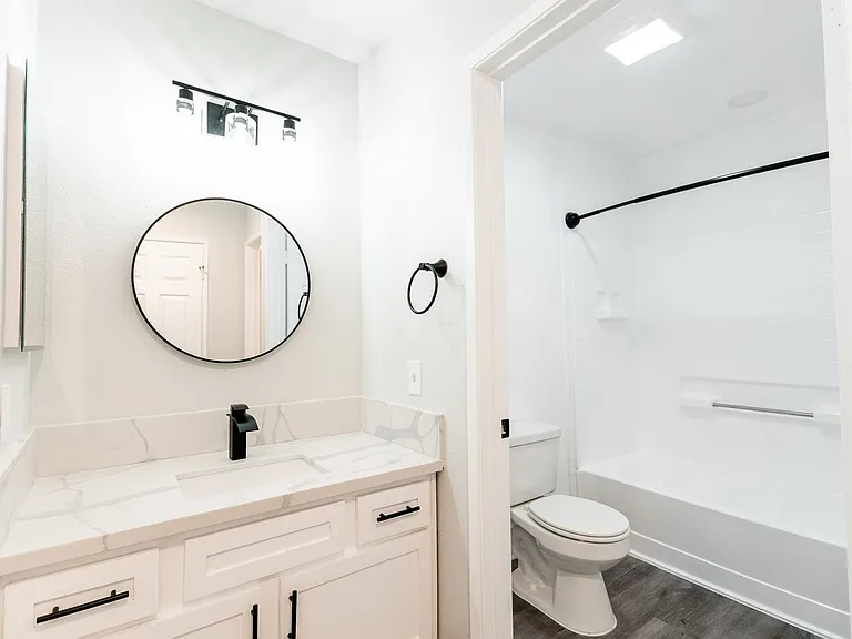 14056 Valleyheart Dr. — Photo 67