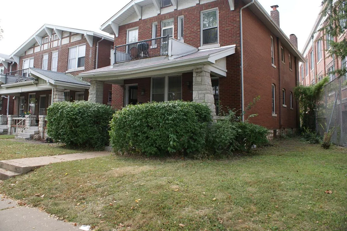 5847 S Kingshighway Blvd photo 1