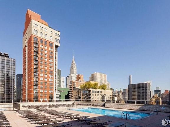 5th image of 300 E 40th St APT 8G
