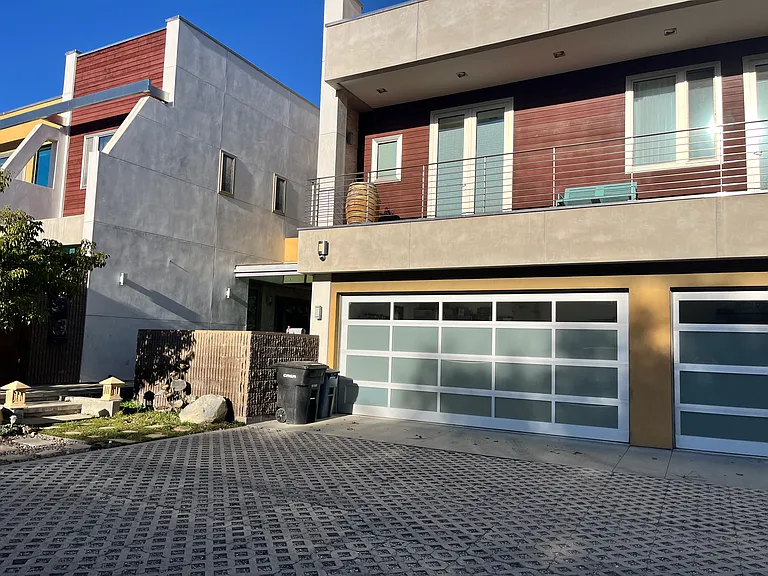4 car garage