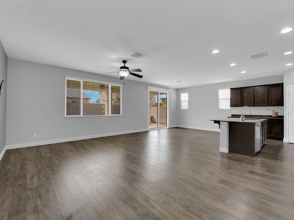 4th image of 5421 Pride Mountain St