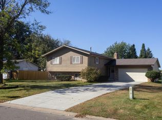 8217 Sumter Ave N, Brooklyn Park, MN 55445
