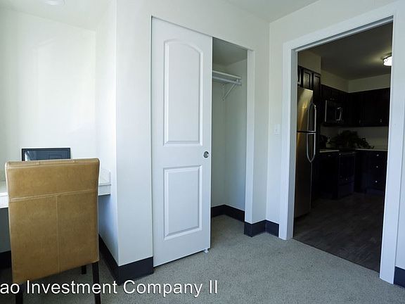 3rd image of 3515 Hoyt Ave APT 401