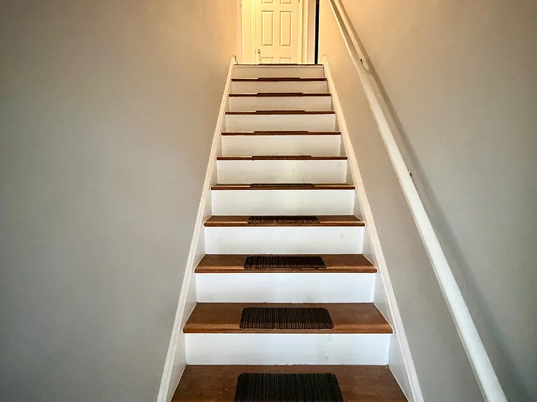 31 Scully Ave #C — Photo 5
