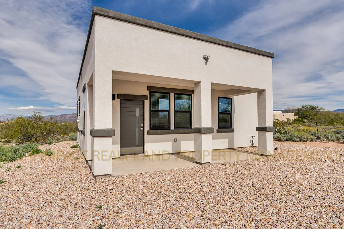 Building Photo - 13691 E Pocketknife Dr