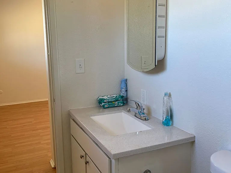 5519 Paloma Ave #A-C — Photo 25