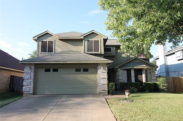 1st image of 2532 Forest Creek Dr