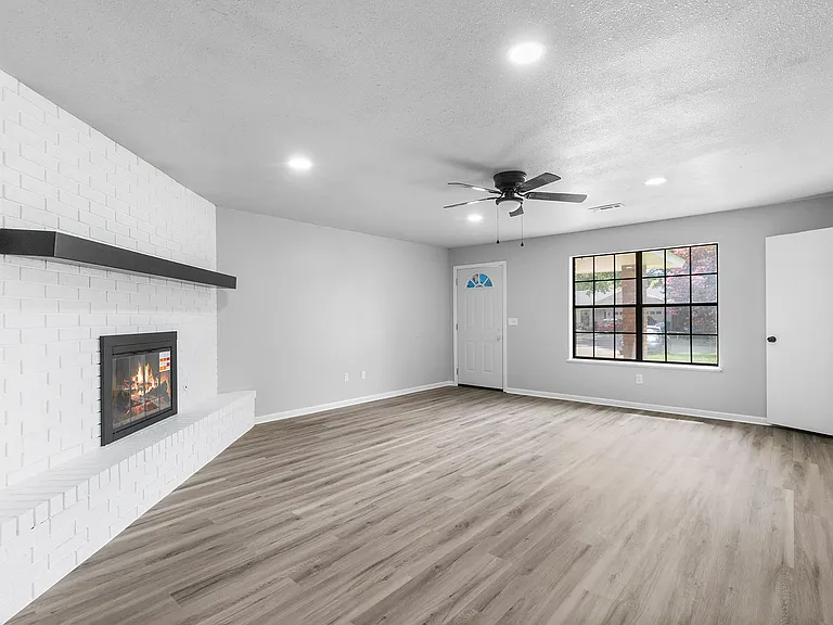 3202 Westmoreland Ave #B — Photo 3