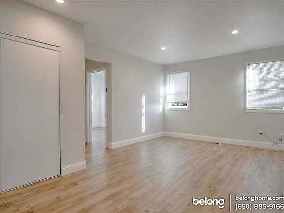 4th image of 2940 Parker Ave