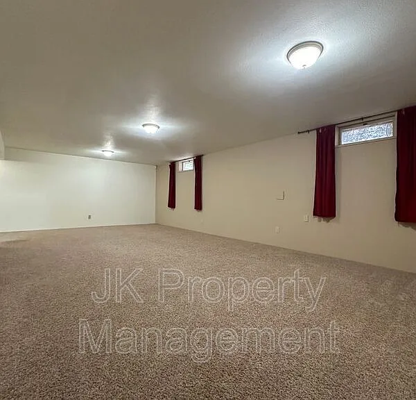 3209 Wild Rose Ln — Photo 22