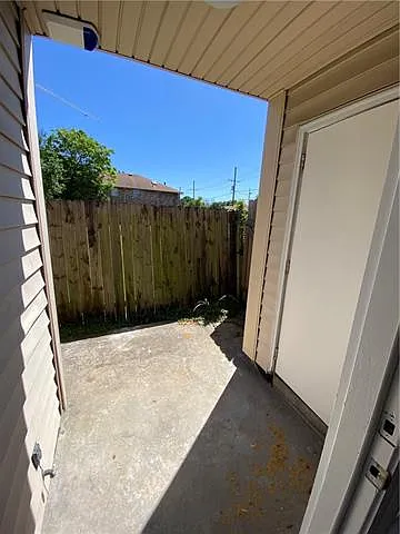 335 Deckbar Ave #B — Photo 23