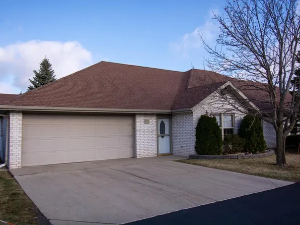 811 Dylan DRIVE, Elkhorn, WI 53121