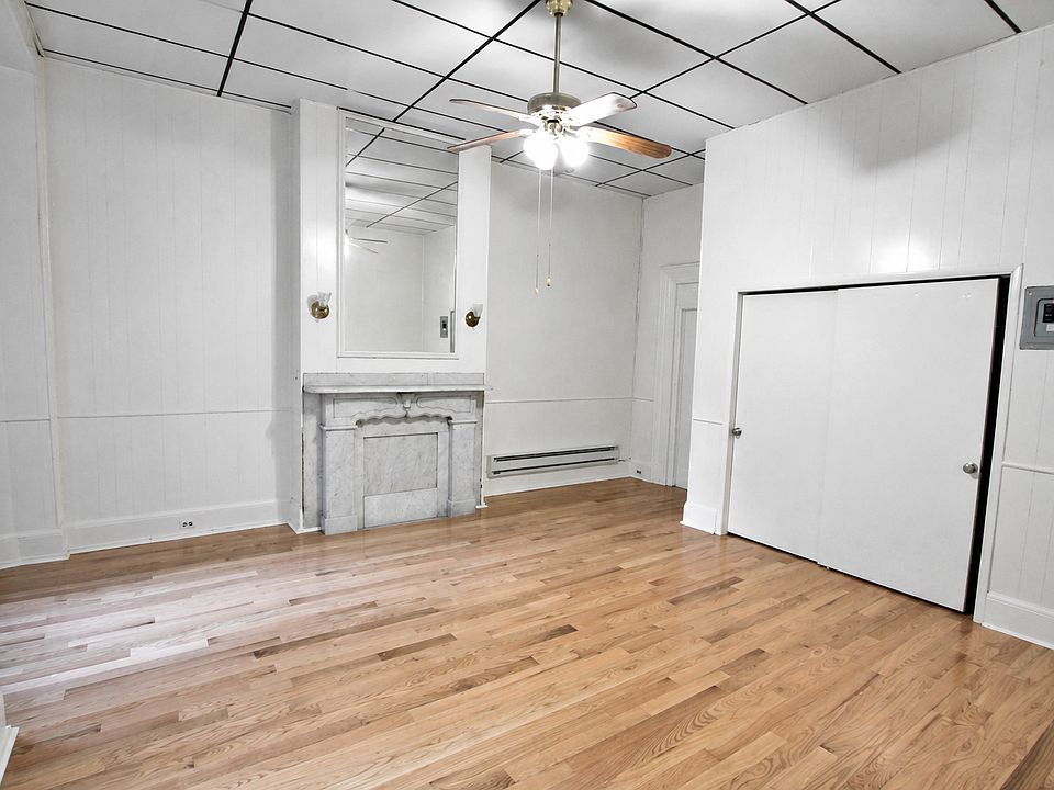 1st image of 2012 Walnut St APT 4
