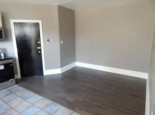 4222 Baltimore Ave #1R, Philadelphia, PA 19104