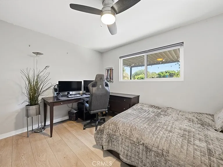 1720 Voorhees Ave — Photo 20