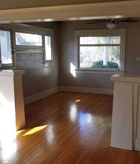 1320 N Harvard Blvd — Photo 11