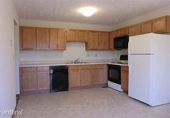 19 Kitchen 3 1-3-12