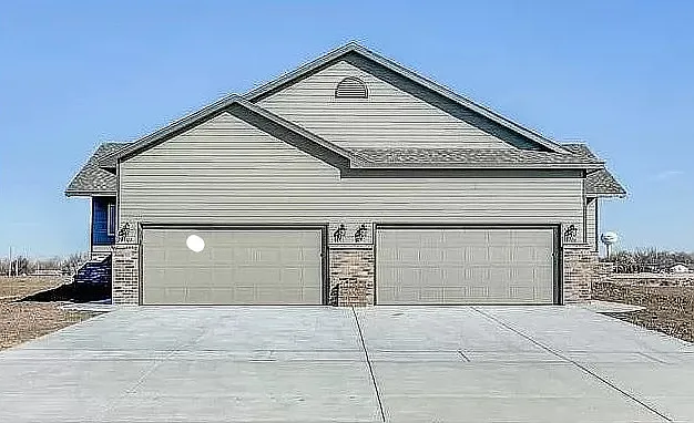 2110 E Village Estates Dr #2110 — Photo 1