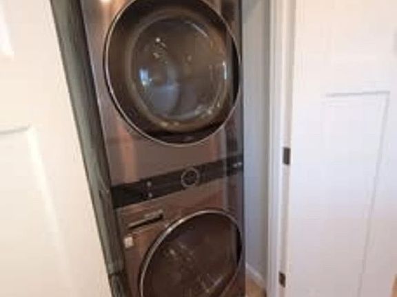 5th image of 436 A St Unit A