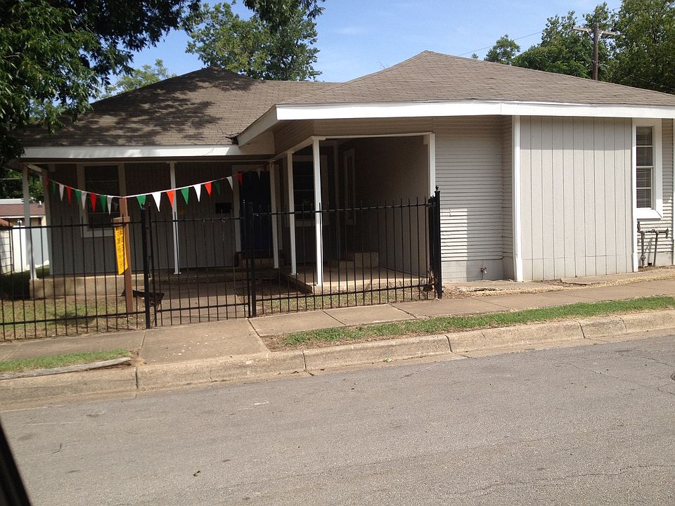 1st image of 1209 15th Pl