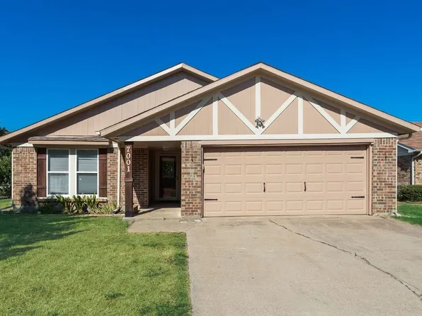 7001 Rose Lea Ct, Fort Worth, TX 76137
