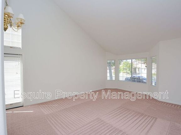 3rd image of 553 Timberwood Ave