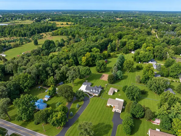 1469 Roods Lake Rd, Lapeer, MI 48446