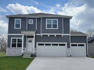 133 8th Ave NE, Altoona, IA 50009