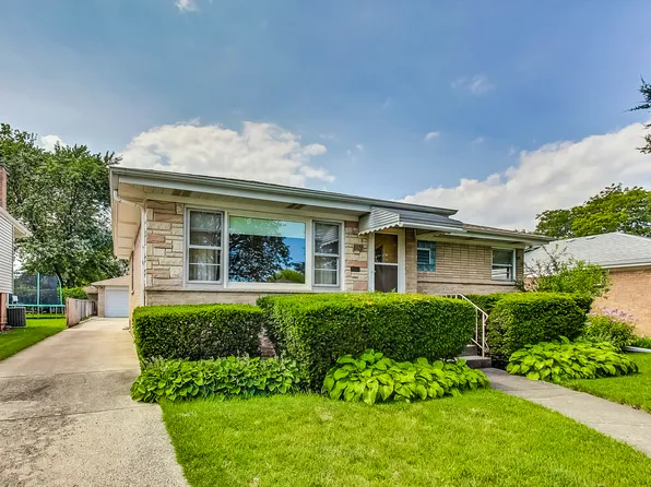 8928 Ottawa Ave, Morton Grove, IL 60053